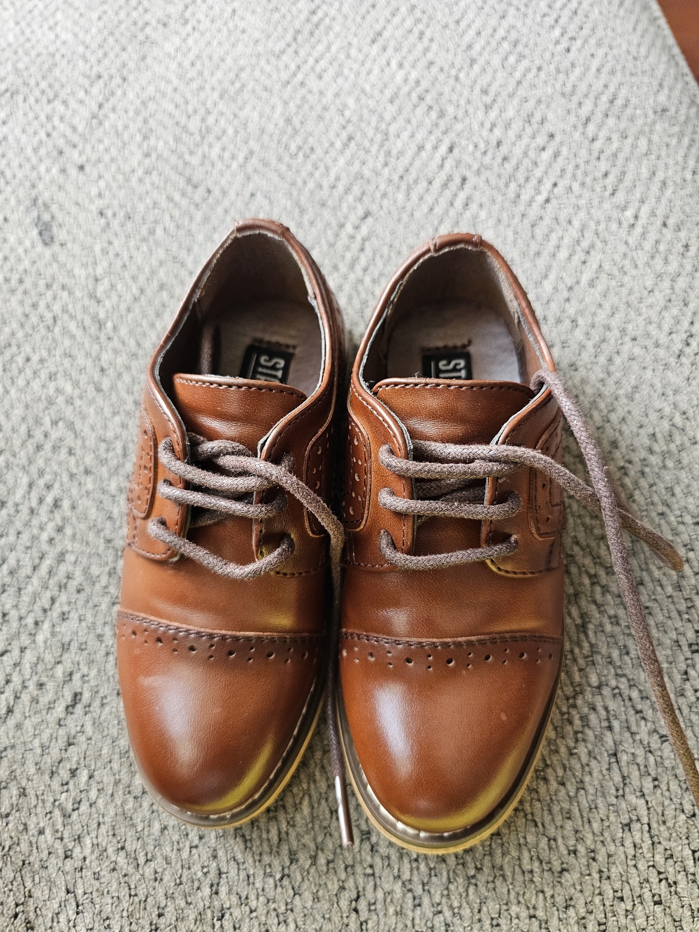 Stacey Adams Kids Tan Leather Derby Shoes with Brogue Detailing
